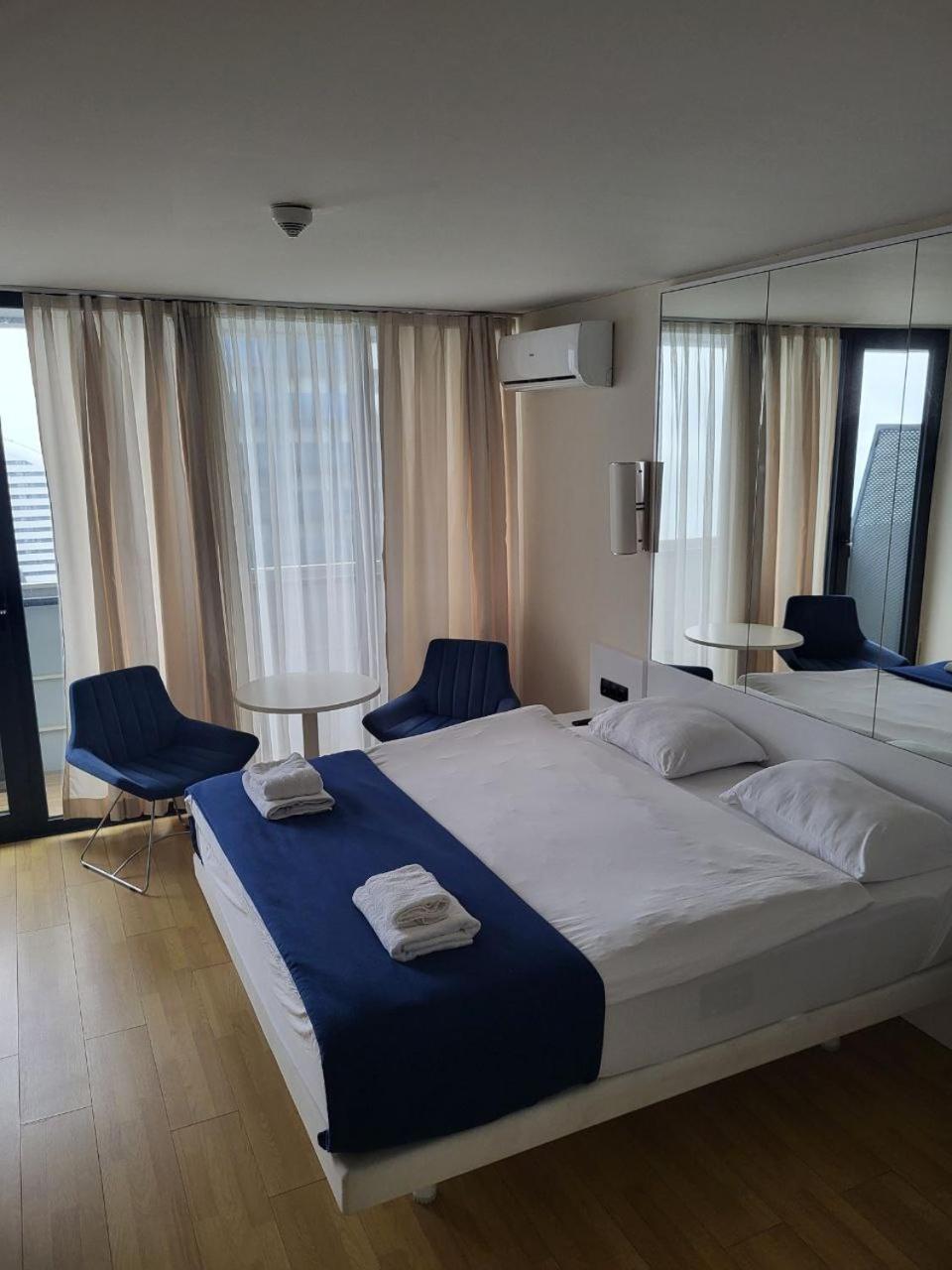 Orbi Apartments С Прекрасным Видом باتومي المظهر الخارجي الصورة